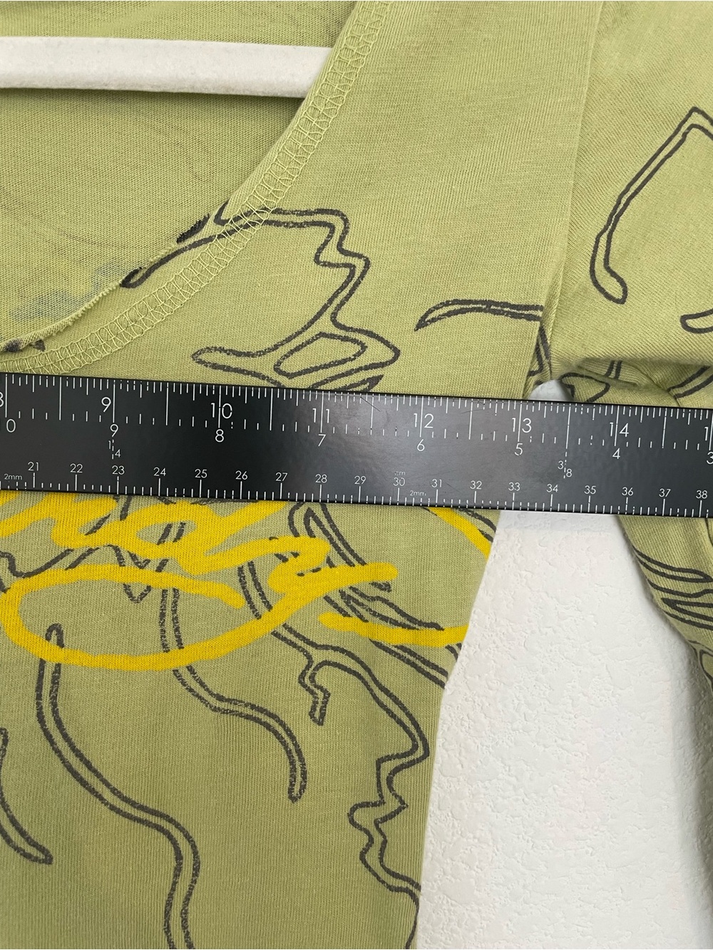 Ed Hardy Y2K Olive Green Long Sleeve Graphic Tee with Multicolor Swallow - Picture 8 of 10